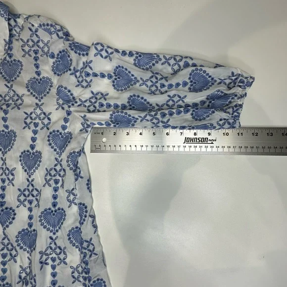 Johnny White Maeve 3/4 Sleeve Button Down w/blue heart embroidery. Size M. EUC! - Picture 8 of 10